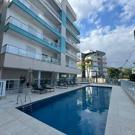 QUARTO ANDAR VISTA PARA O MAR COM piscina CLIMATIZADA-2